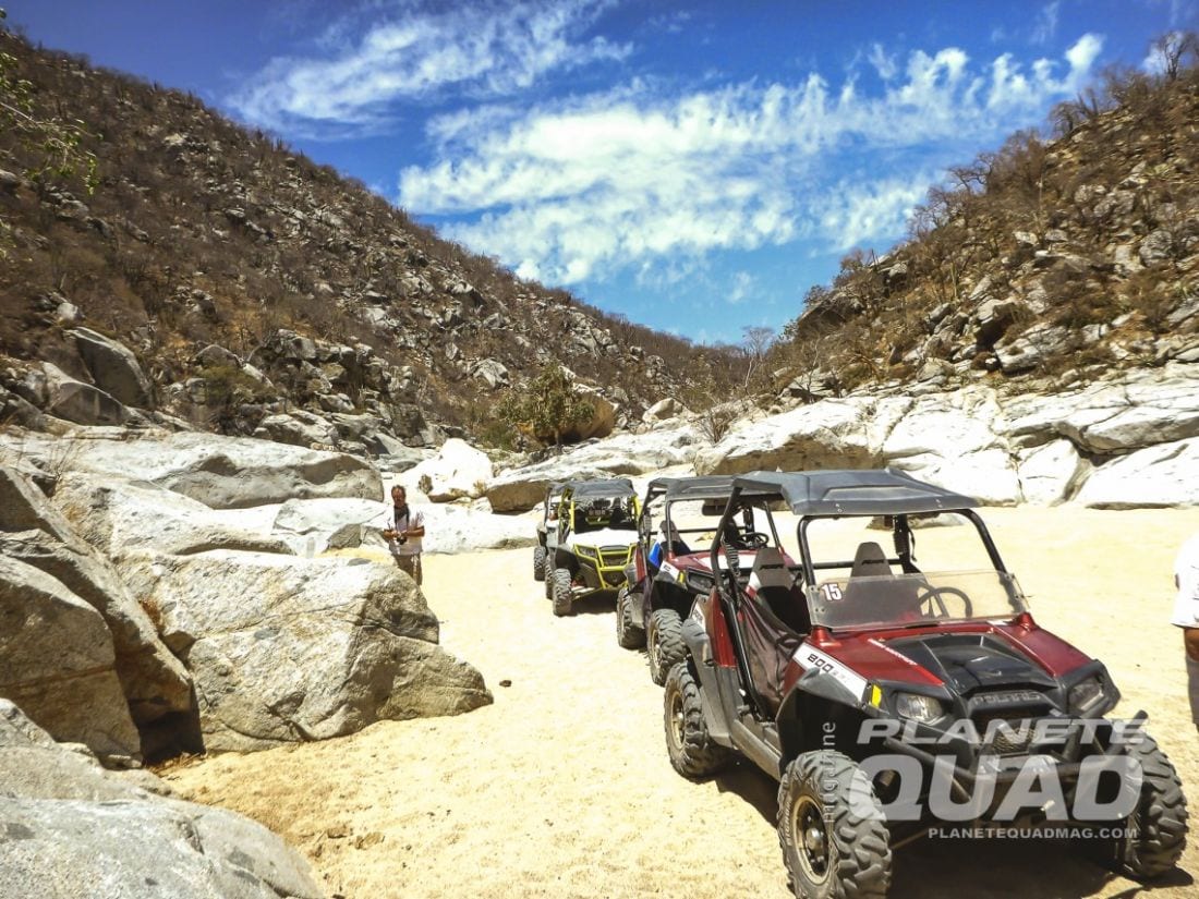 Rouler sur le sable du Baja 1000-17