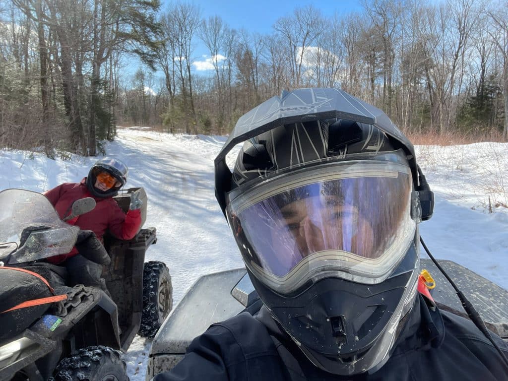 Randonnée-hivernale-en-quad-dans-les-Hautes-Laurentides