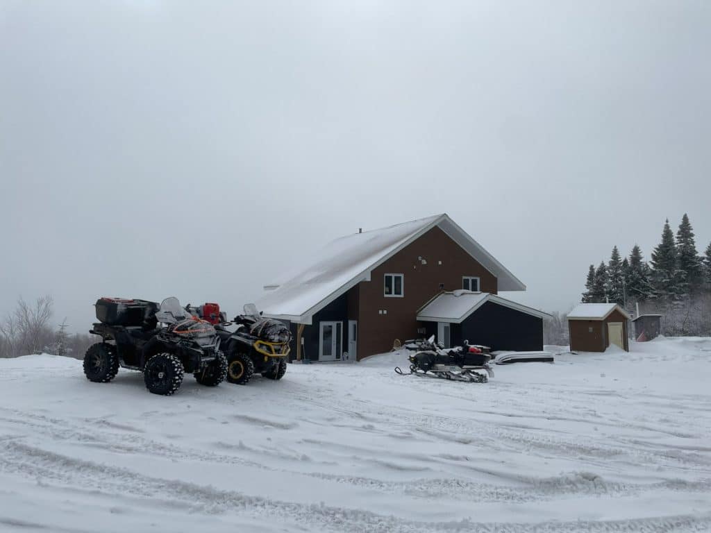 Randonnée-hivernale-en-quad-dans-les-Hautes-Laurentides