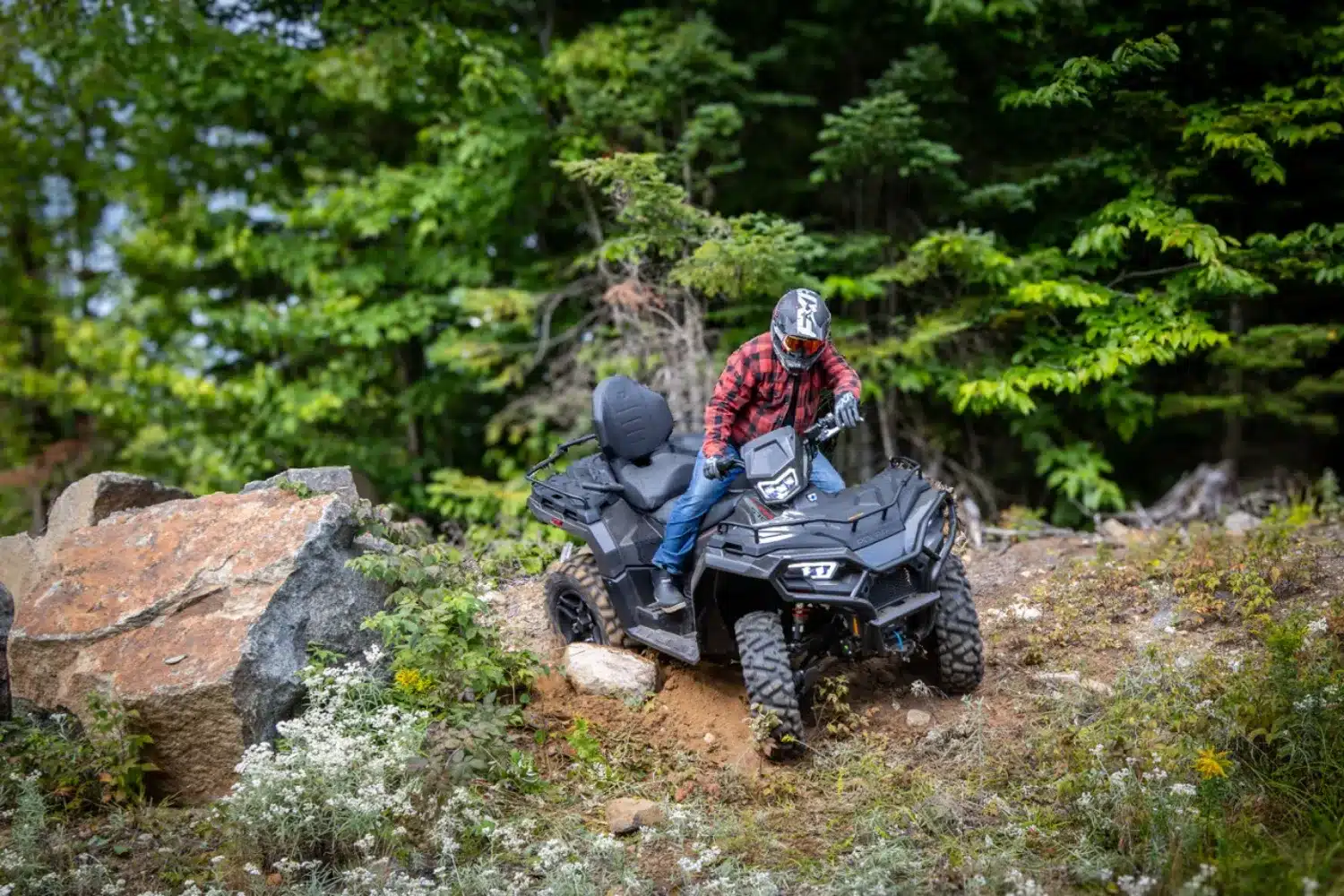Polaris Sportsman 570 Touring Ultimate 2025