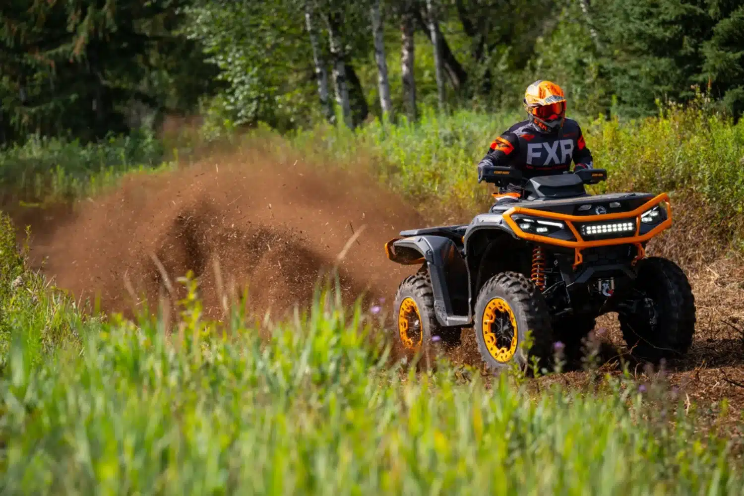 Le véhicule reste bien ‘’ancré’’ au terrain.