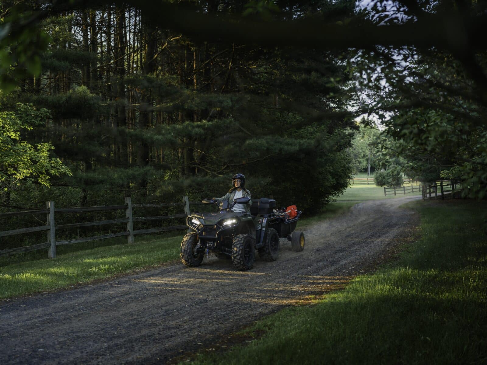 Le Sportsman 500 2027, ici en coloris vert sauge, vise autant les propriétaires de terrains que les amateurs de randonnée.
